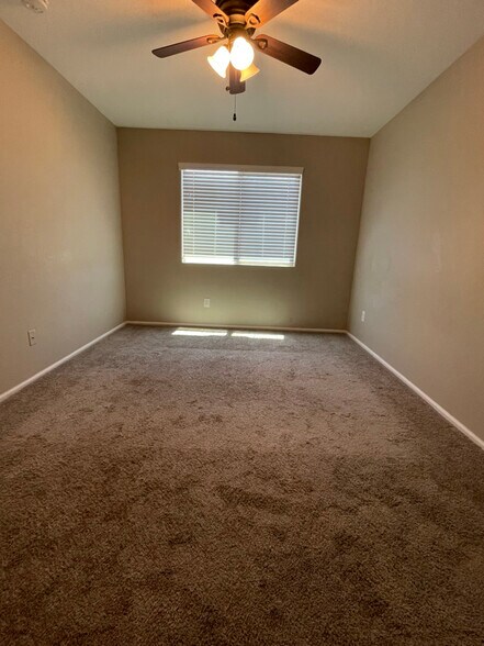 Building Photo - 6032 E Desert Spoon Ln