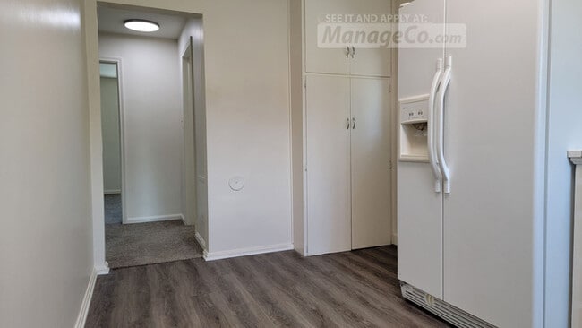 Building Photo - Large Bountiful 2 Bed with Garage