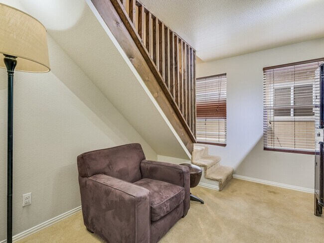 Building Photo - 14809 Great Willow Dr