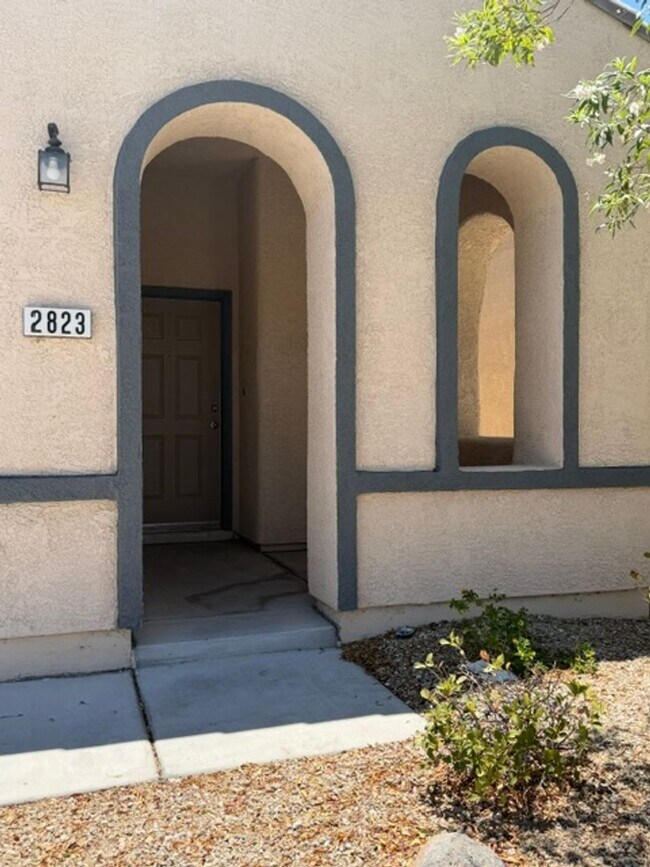 Building Photo - 2823 Dalsetter Dr