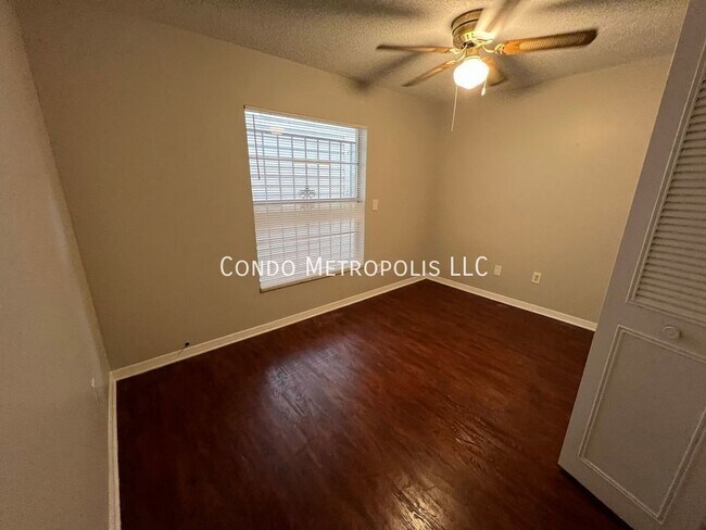 Building Photo - 7924 Sun Vista Way