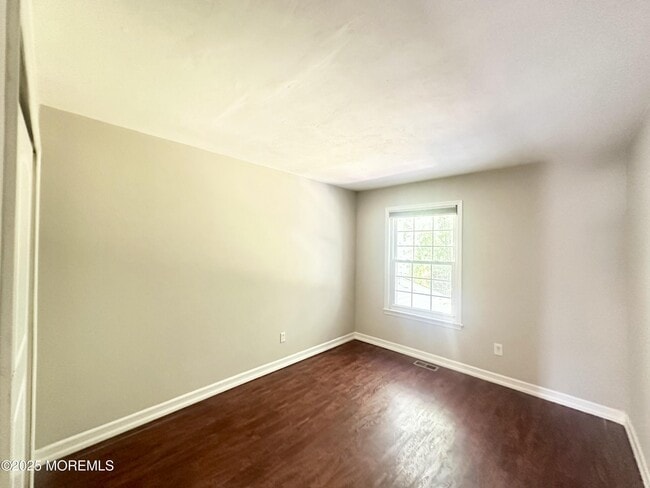 Building Photo - 262 Fairfield Pl