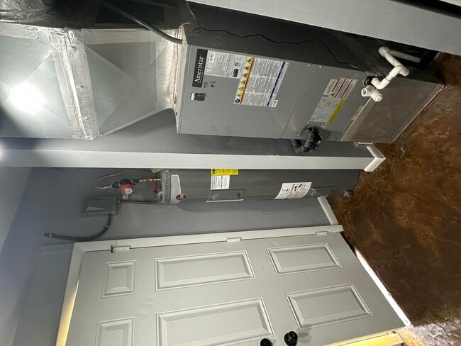 Building Photo - 702 Wilkinson Blvd