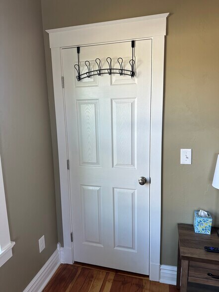 Building Photo - 1309 Michigan Ave