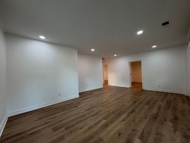 Building Photo - 1278 Chulio Rd SE