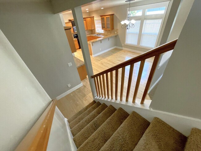 Building Photo - Gorgeous 4 bed 3 bath home in Meridian, ju...