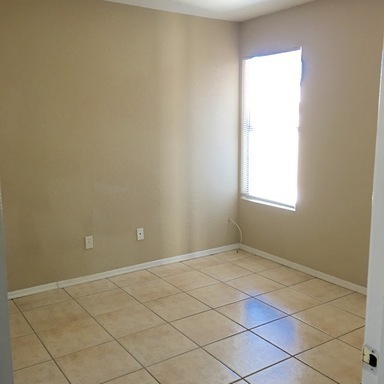 Building Photo - 2 bed 2 bath Town-homes in Central Phoenix...