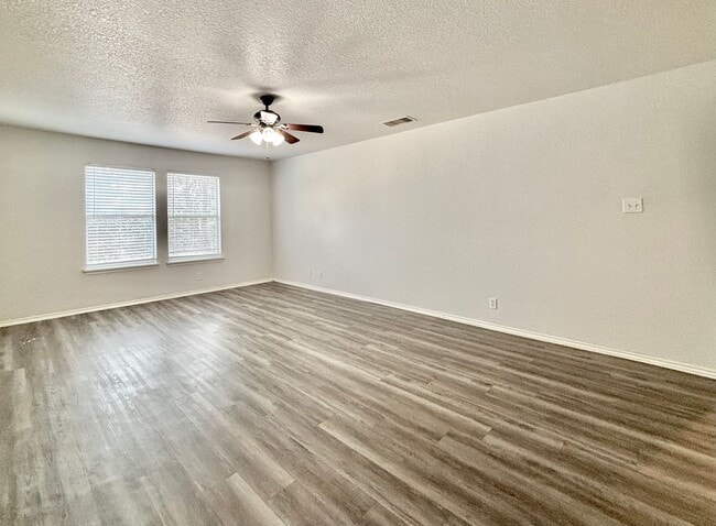 Building Photo - 13030 Peregrine-