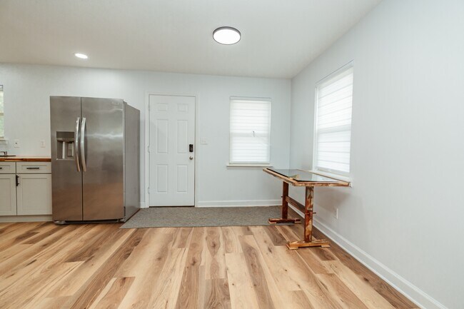 Building Photo - 5439 Penny Creek Rd