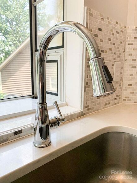 Building Photo - 14401 Widgeon Ct