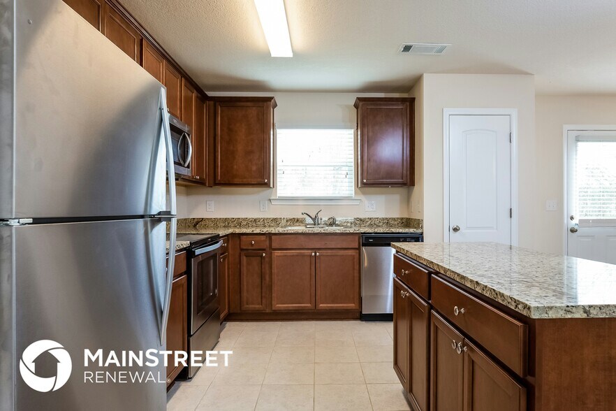 Building Photo - 2515 Queen Bee Dr