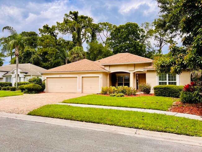 Building Photo - HUGE PRICE REDUCTION!! HOME IS READY FOR A...