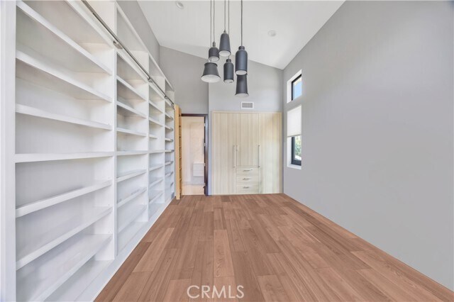 Building Photo - 332 Avenue E