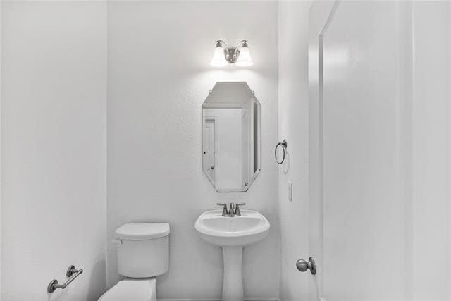 Building Photo - 14152 Santa Ann St