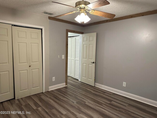 Building Photo - 11608 Dunes Way Dr N