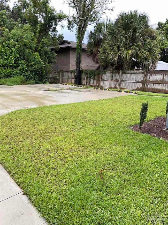 Building Photo - 1907 Doctor M.L.K. Jr Dr