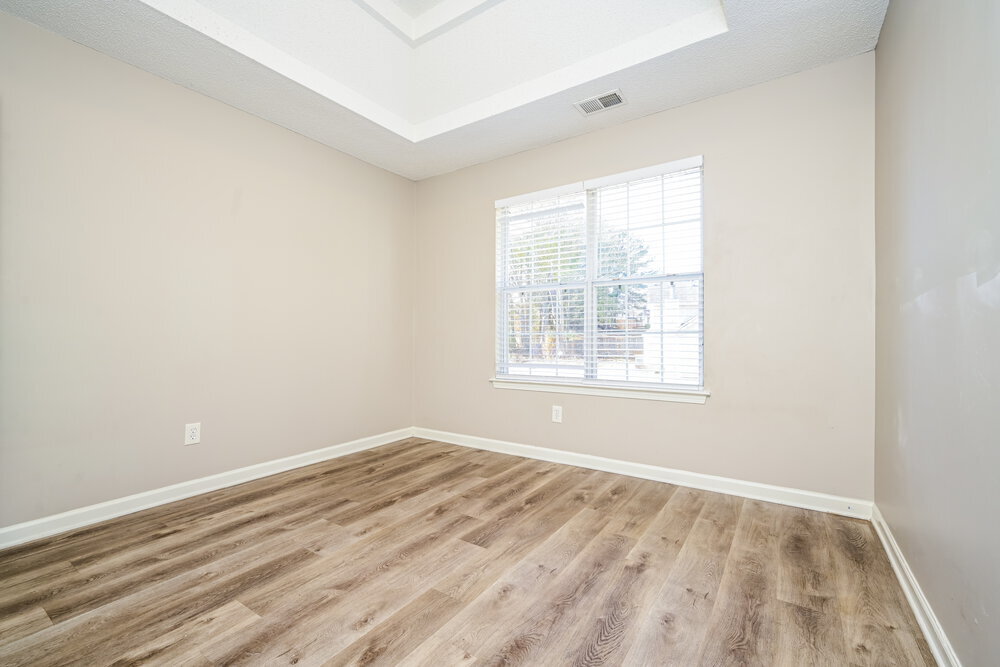 Building Photo - 6686 Pole Creek Dr