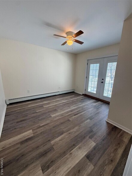 Building Photo - 24 St James Pl