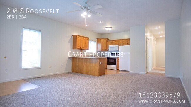 Building Photo - 208 S Roosevelt St