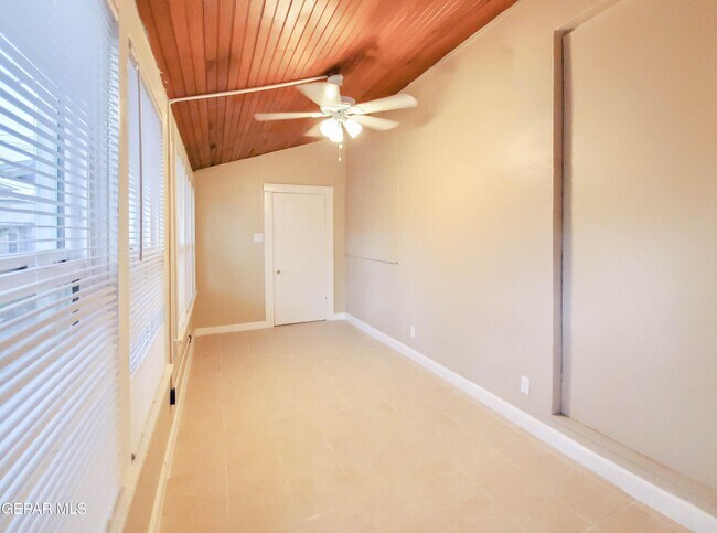 Building Photo - 2809 Wheeling Ave