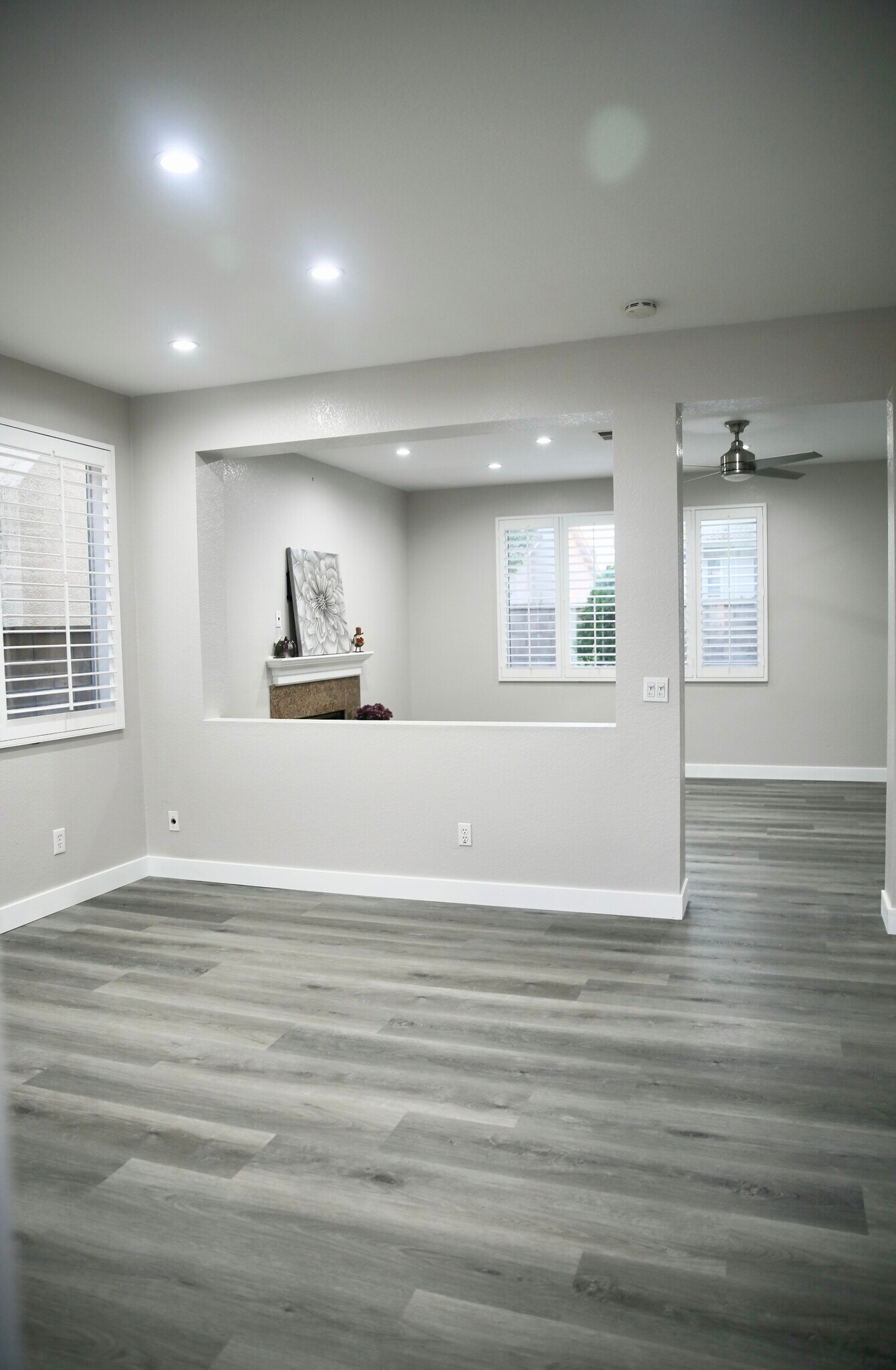 Building Photo - 6 Red Coat Pl