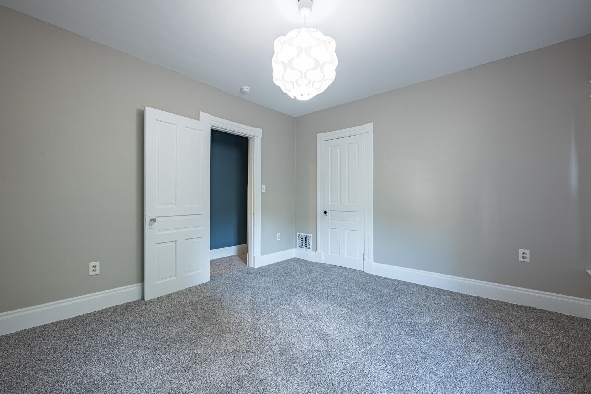 Building Photo - 554 Wyoming St