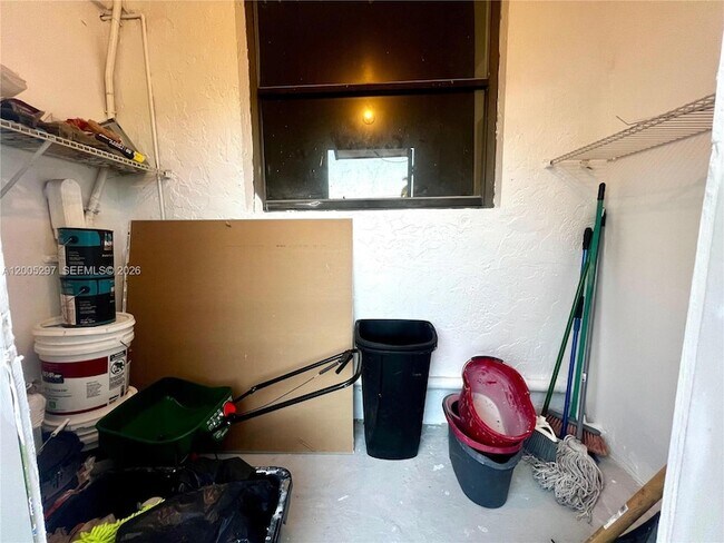 Building Photo - 1715 NW 180th Terrace