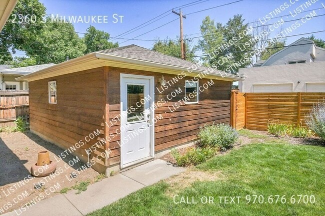 Building Photo - 2360 S Milwaukee St