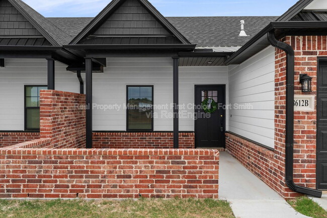 Building Photo - 10108 Talavera Trl
