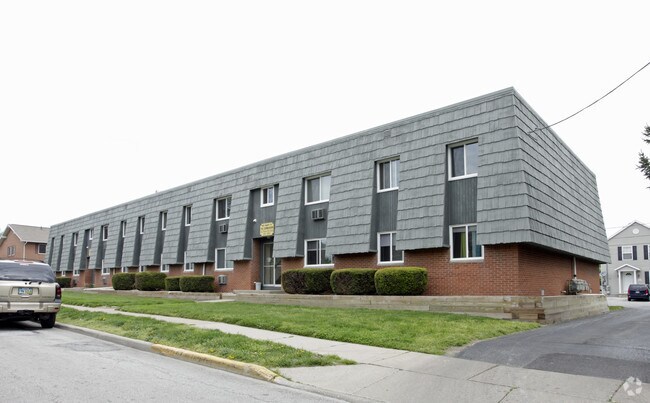 Exterior - 841 8th St