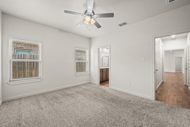 Building Photo - 2541 134th St