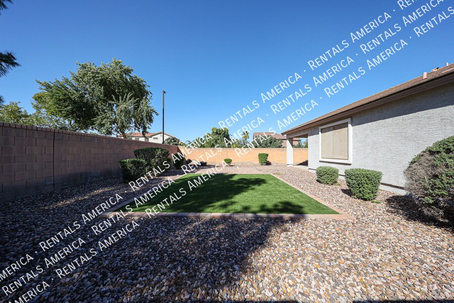 Building Photo - 3955 E Blue Sage Ct