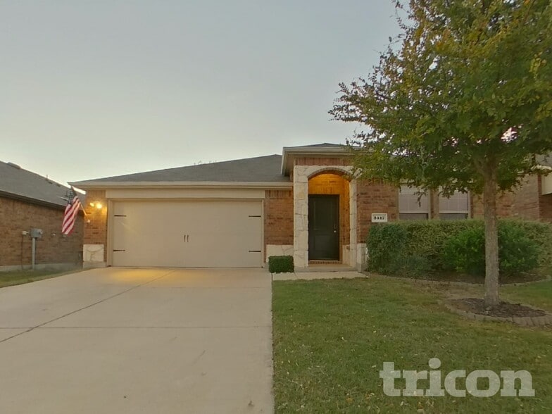 Building Photo - 3417 Doris Dr