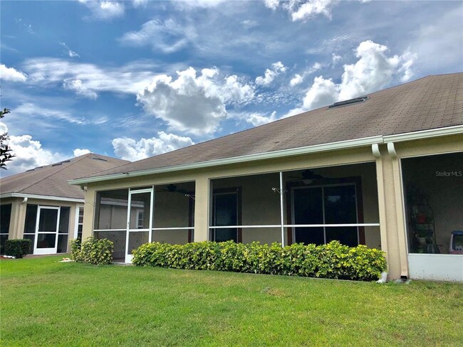 Building Photo - 5804 Autumn Shire Dr