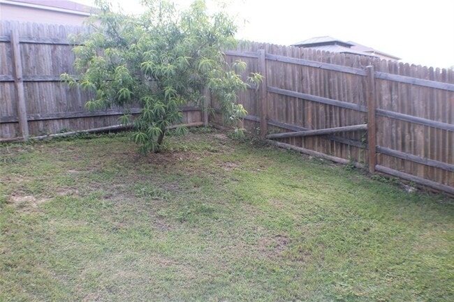 Building Photo - 12217 Riprap Dr