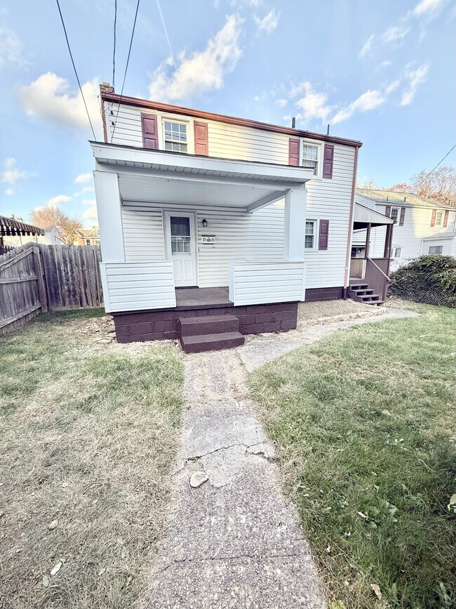 Primary Photo - 2125 Wesley St