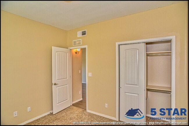 Building Photo - 452 Isaias Ave.