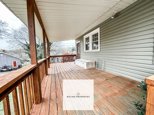 Building Photo - Cozy Two Bedroom Home in Lyman