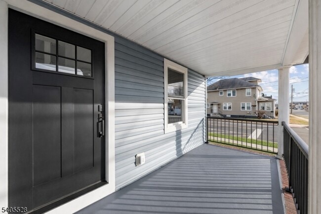 Building Photo - 78 Anderson St