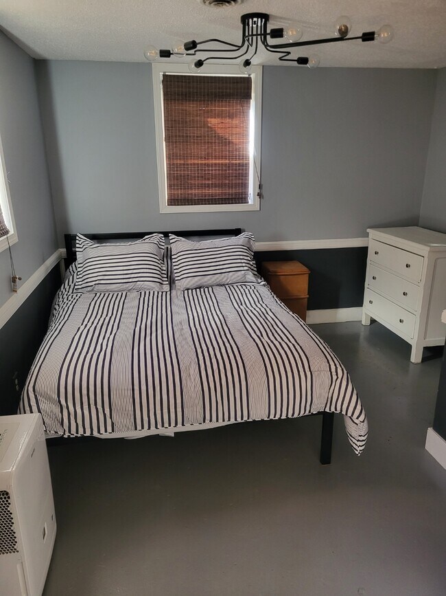 Building Photo - 41 Wildwood Dr