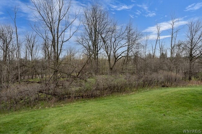 Building Photo - 45 Beehunter Ct