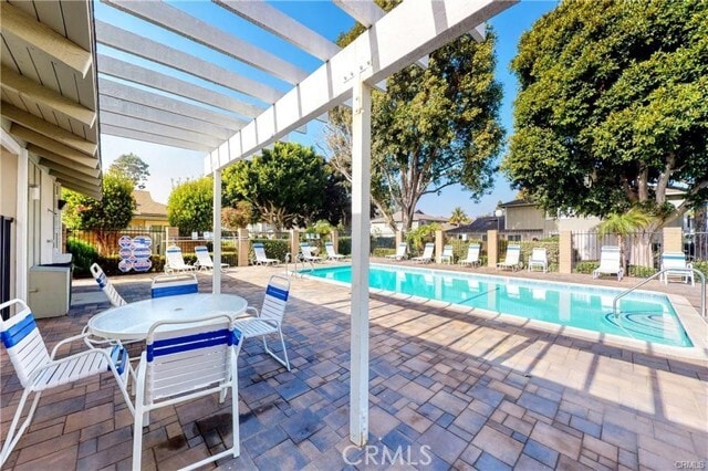 Building Photo - 4612 Via Vista Cir