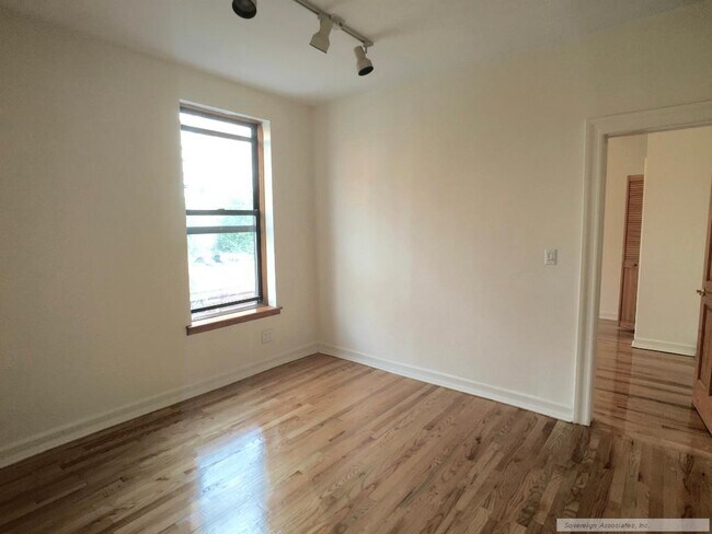 Floorplan - 122 La Salle Street