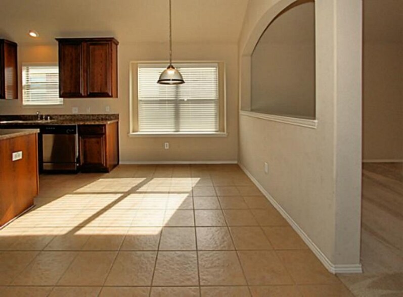 Building Photo - 508 Highmoor Ct