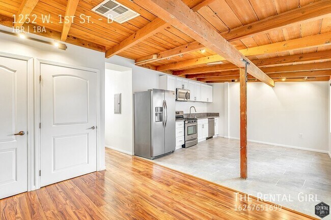 Primary Photo - 1252 W 1st St