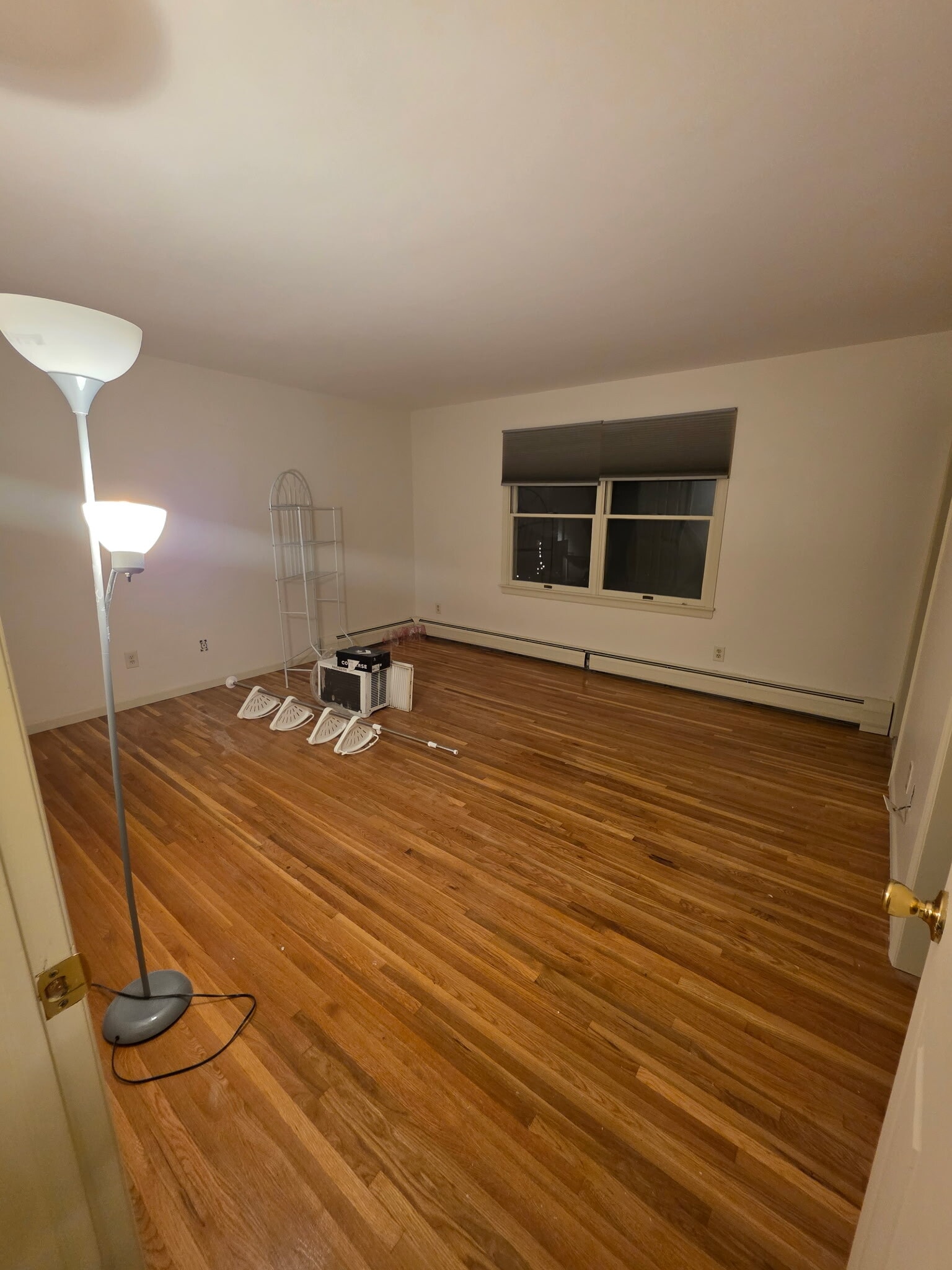 Building Photo - 25 Elm Ave