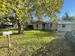 Building Photo - 3 Bed 1 Bath home for rent!