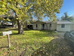 Building Photo - 3 Bed 1 Bath home for rent!