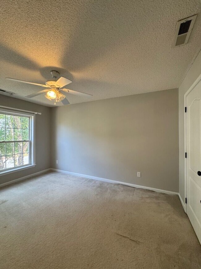 Building Photo - The Best Place to Live, Work and Play in Waldon Creek.