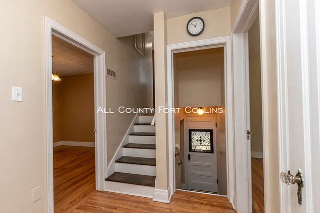 Building Photo - Upscale Glenmere Park Bungalow